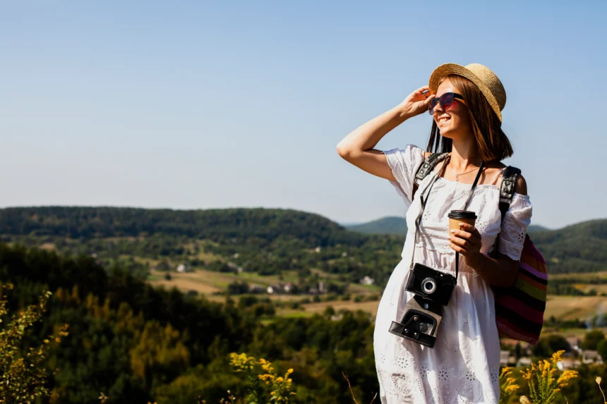 hoptraveler.com travel lifestyle